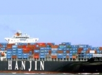 韩进海运集装箱船首次靠泊中国港口