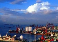 上半年连云港港口铁路货运量同比增长16.2%