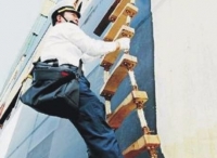 PSA Marine调查发现，20%的登轮绳梯存在安全隐患
