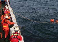 广东惠州海事局紧急救助1名落水船员