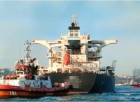土耳其博斯普鲁斯海峡因一艘货船故障暂停通行