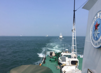 黄海中南部海域联合执法行动第二编队启航