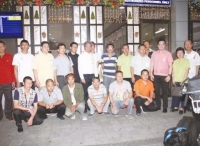 被菲宣判无罪的12名中国渔民回国 有人曾被判12年