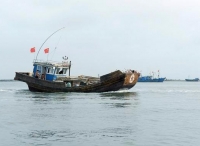 “浙岭渔74026”渔船连夜返回台州 6名船员正接受调查