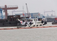 长江沉船7人获救2人遇难4人失踪 搜救工作仍在进行