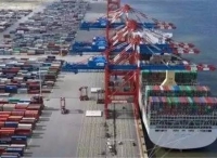 2017年上半年，沿海货运船舶运力三升两降