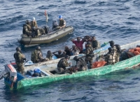 2012年以前,为何索马里海盗能严重影响到世界航运？