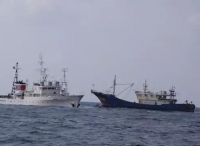 惊! 中国渔船“越界”捕捞, 还“劫走”了日本渔政人员?!